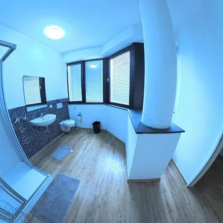 Unibetta Real Estate Appartement